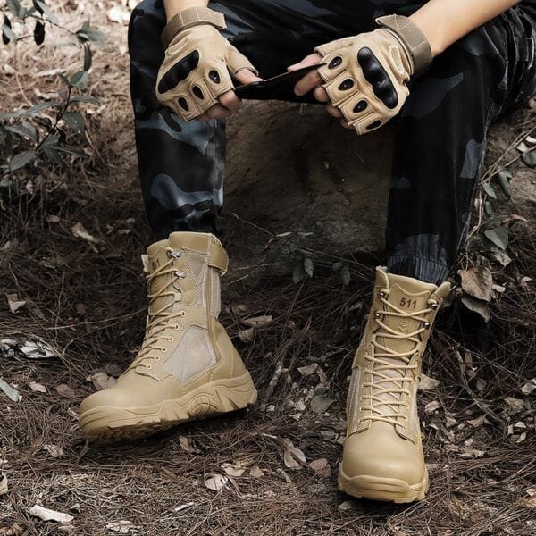 MEN work shoes Genuine Leather Waterproof Lace up Tactical boot Fashion motorcycle combat sawat shoes DMS167